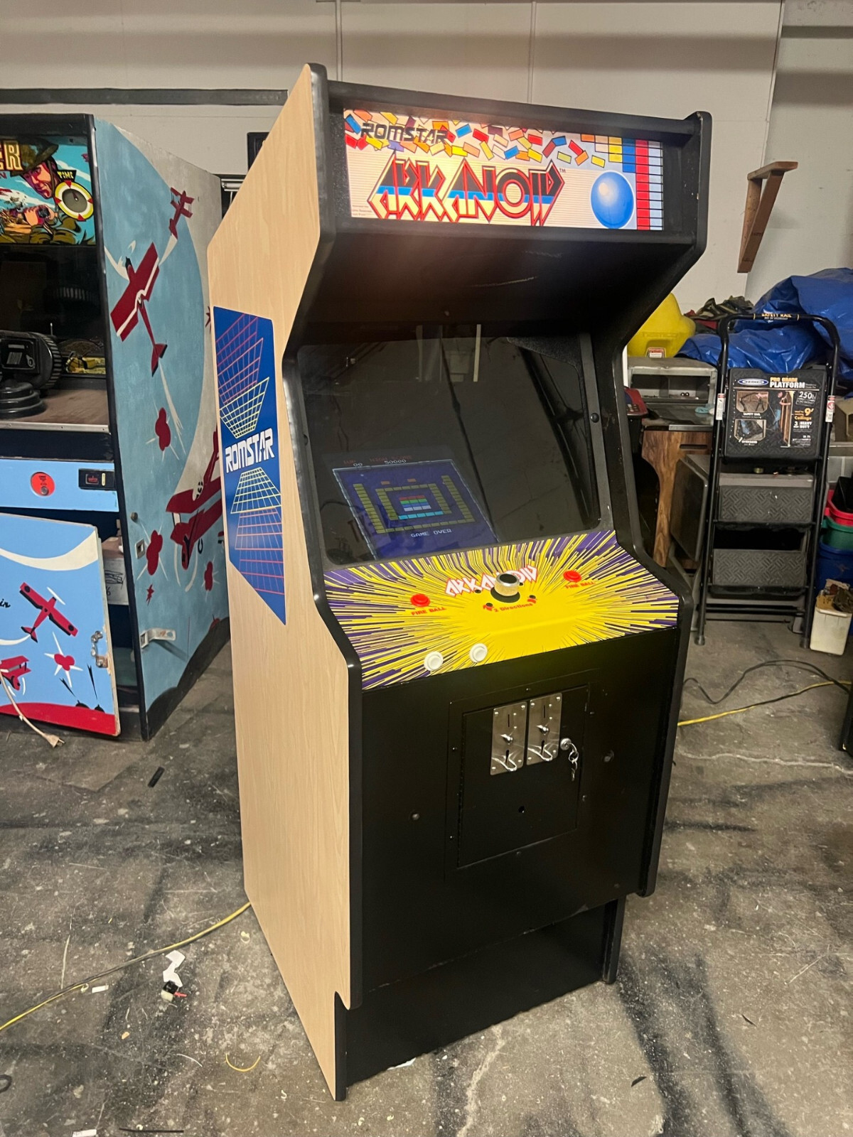 ARKANOID ARCADE MACHINE by TAITO/ROMSTAR (Excellent Condition) *RARE*