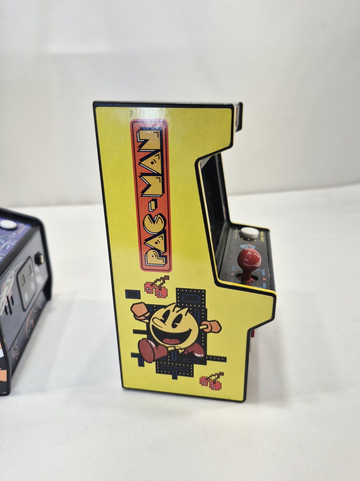My Arcade Space Invaders & Pac-Man Micro Player miniature retro arcade machine