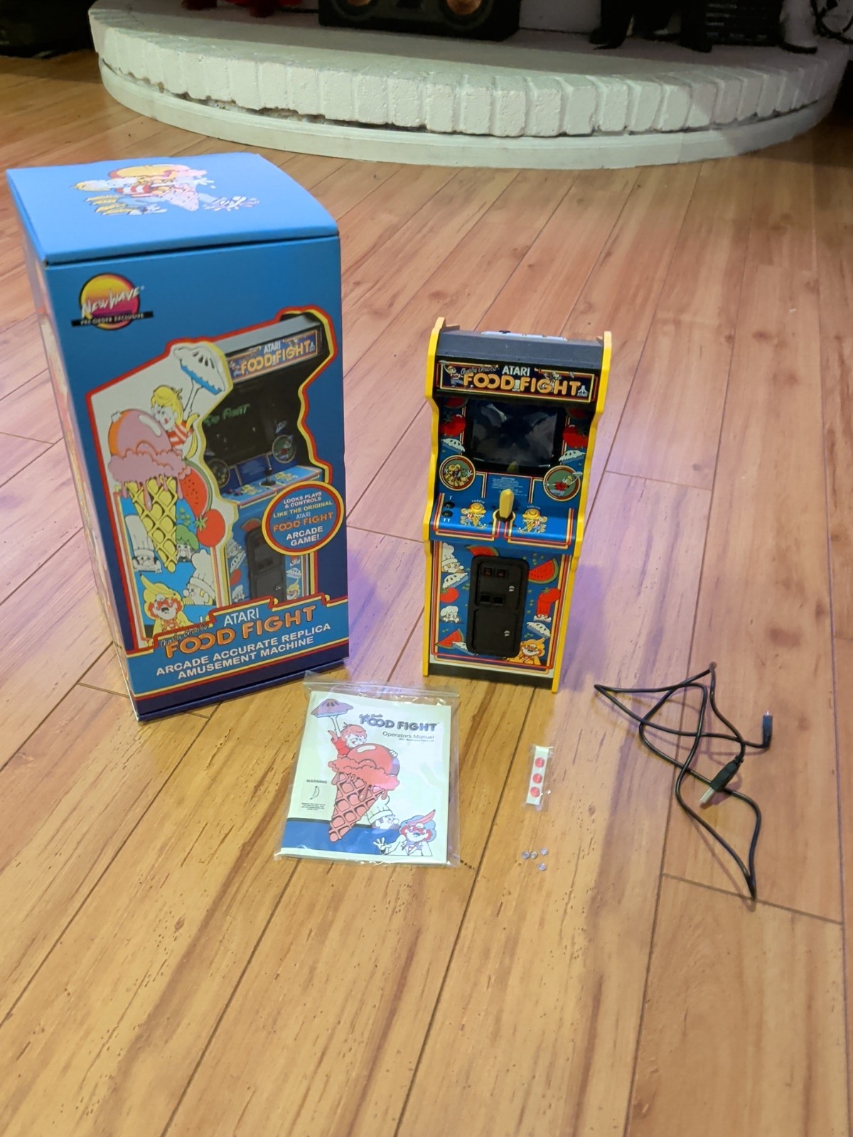 Atari Food Fight Replicade Exclusive – New Wave Toys Mini Arcade