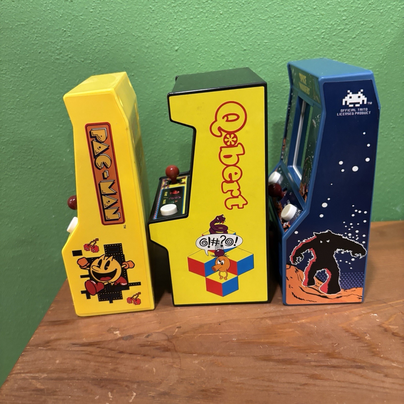 Space Invaders, Pac-Man, Pac-Man Retro ,Q*bert Game Lot Of 3 Tested