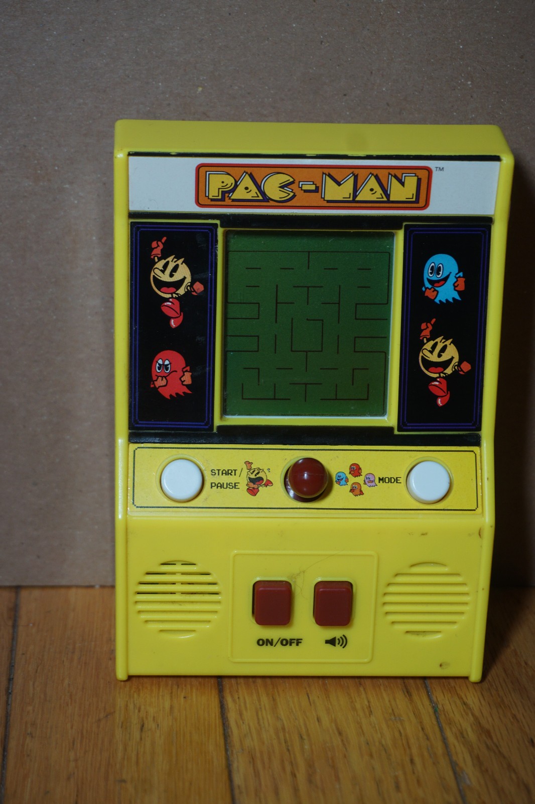 Pac-Man Mini Arcade Classic Retro Handheld Electronic Game by Basic Fun Tested