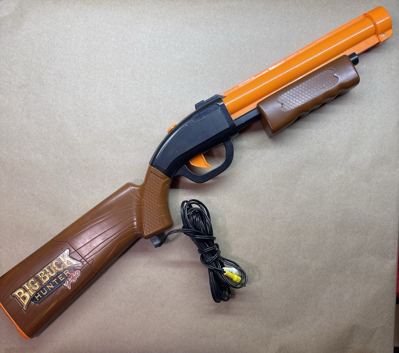 Jakks Pacific BIG BUCK HUNTER PRO Video Game Shotgun Gun Controller No Sensor
