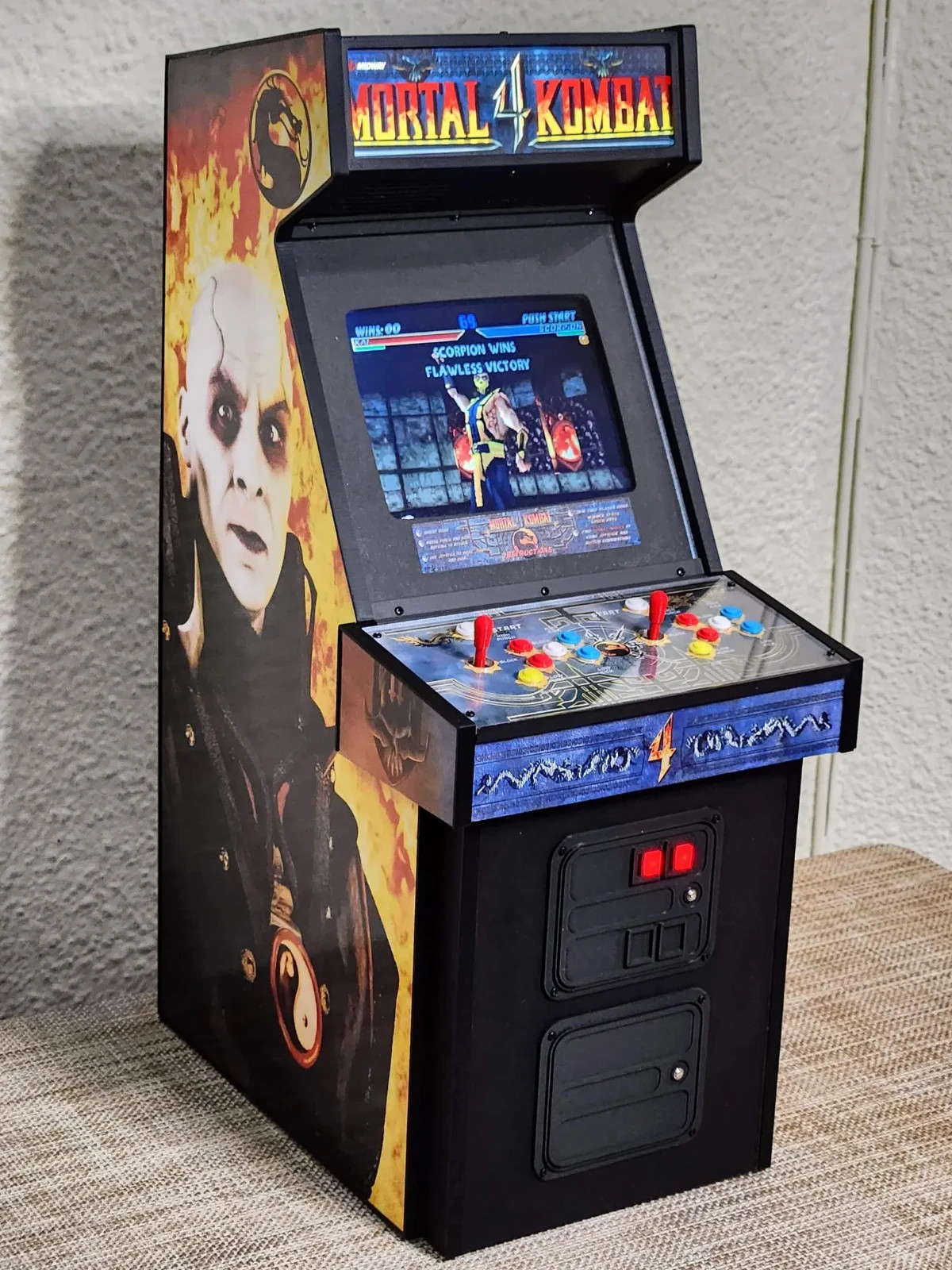 1:4 Scale Mortal Kombat 4 Arcade Cabinet – Playable Miniature