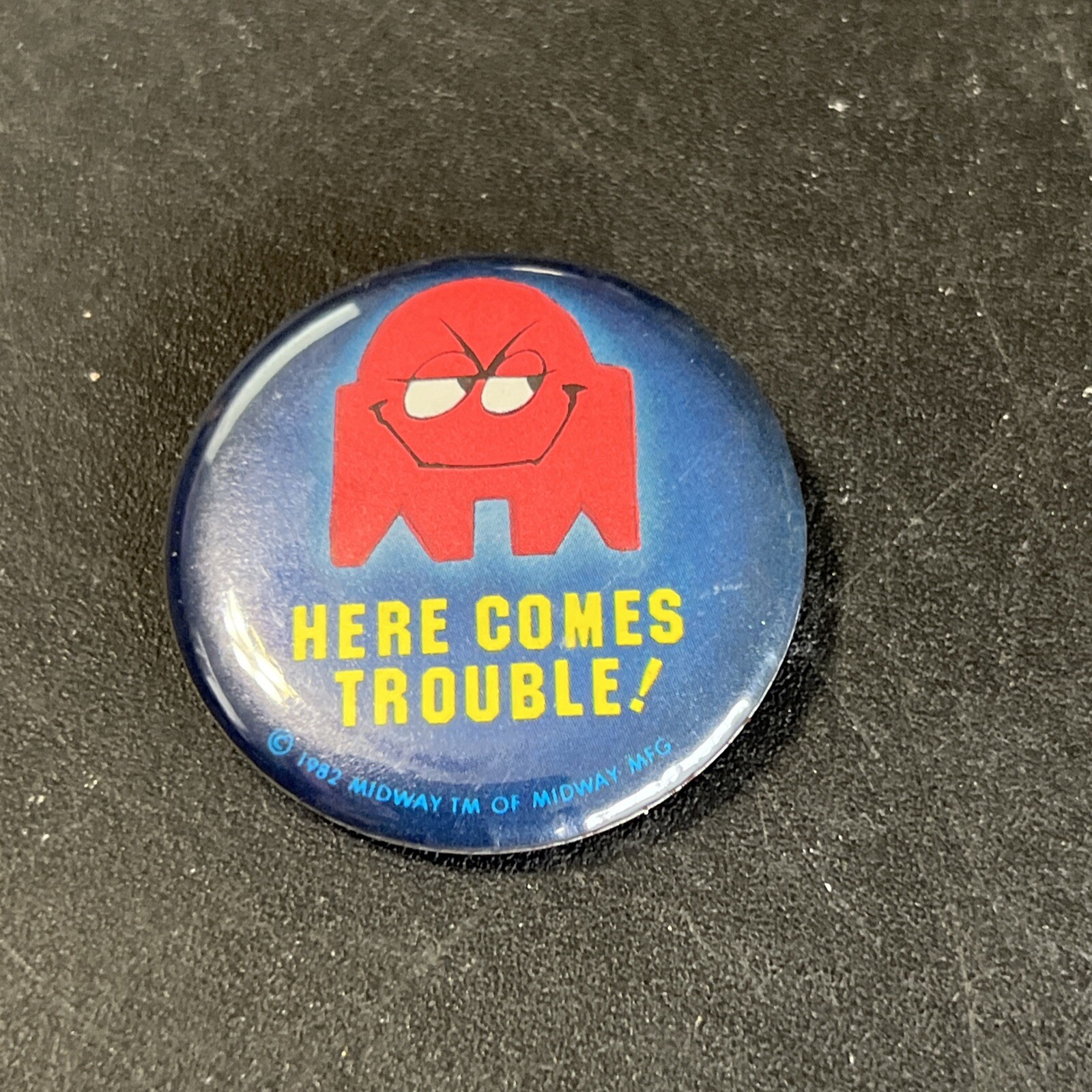 Vntg 1982 Pacman Midway Ghost Hallmark Pinback Button