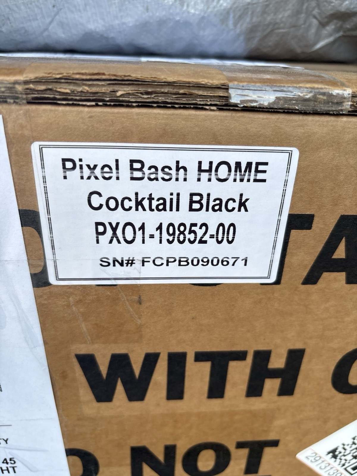 NEW IN BOX Pac-Man Pixel Bash Arcade Style, Cocktail – Black – with 2 Stools!!