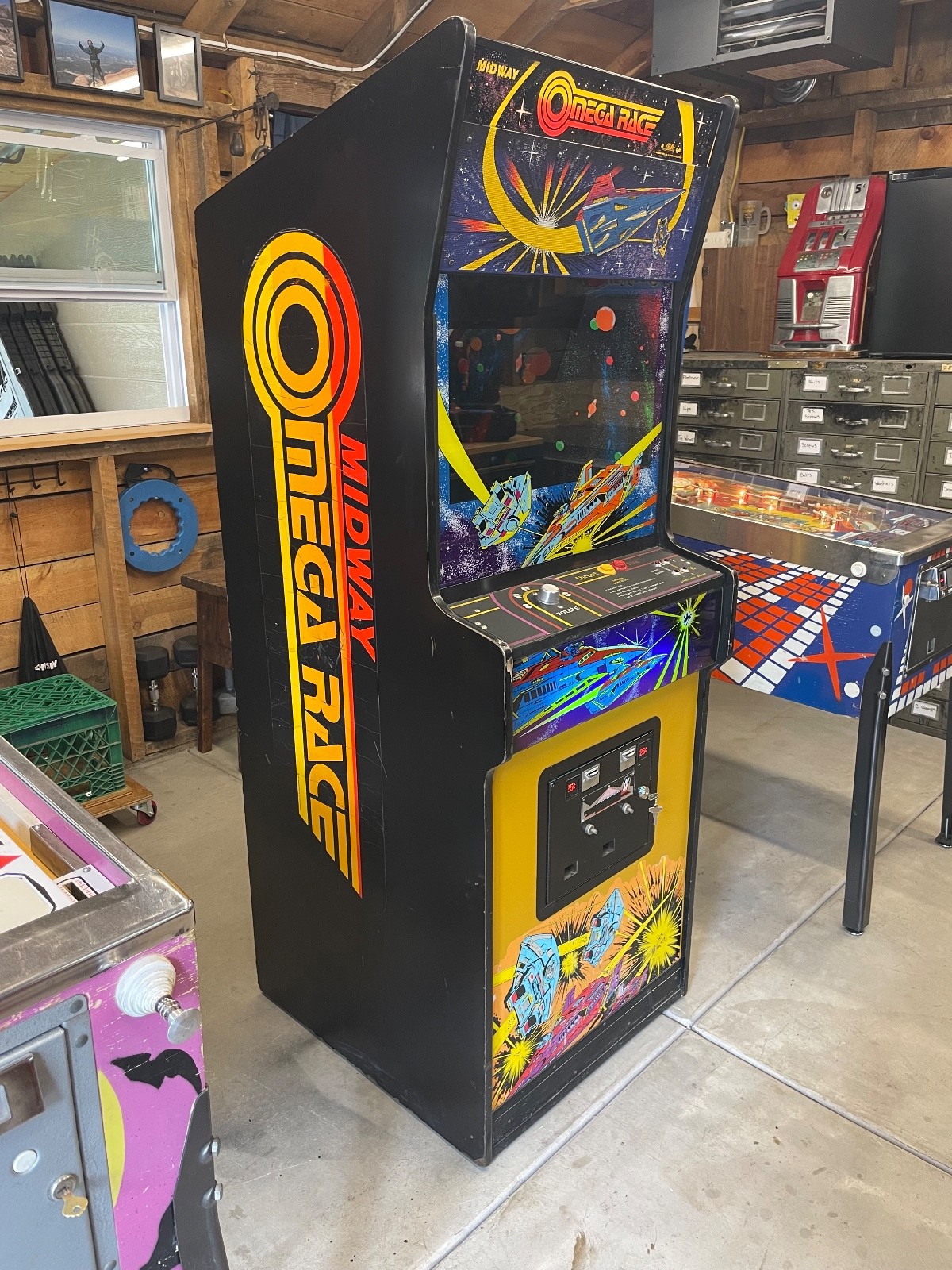 Midway Omega Race Video Arcade Game Machine Black and White X-Y Monitor