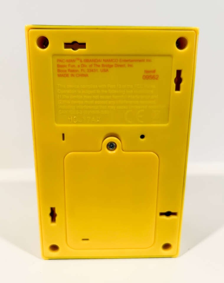 Pac-Man Mini Arcade Game Bandai Namco 09562 Miniature Pacman