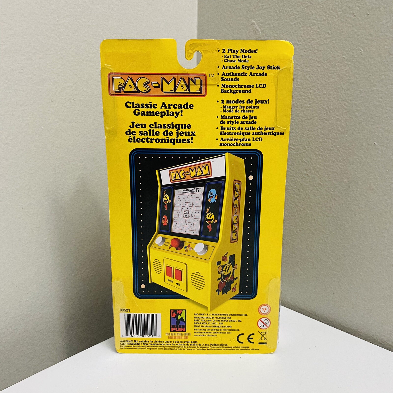 Pac-Man Mini Arcade Game Handheld Machine Vintage Nostalgia Classic Retro 09521