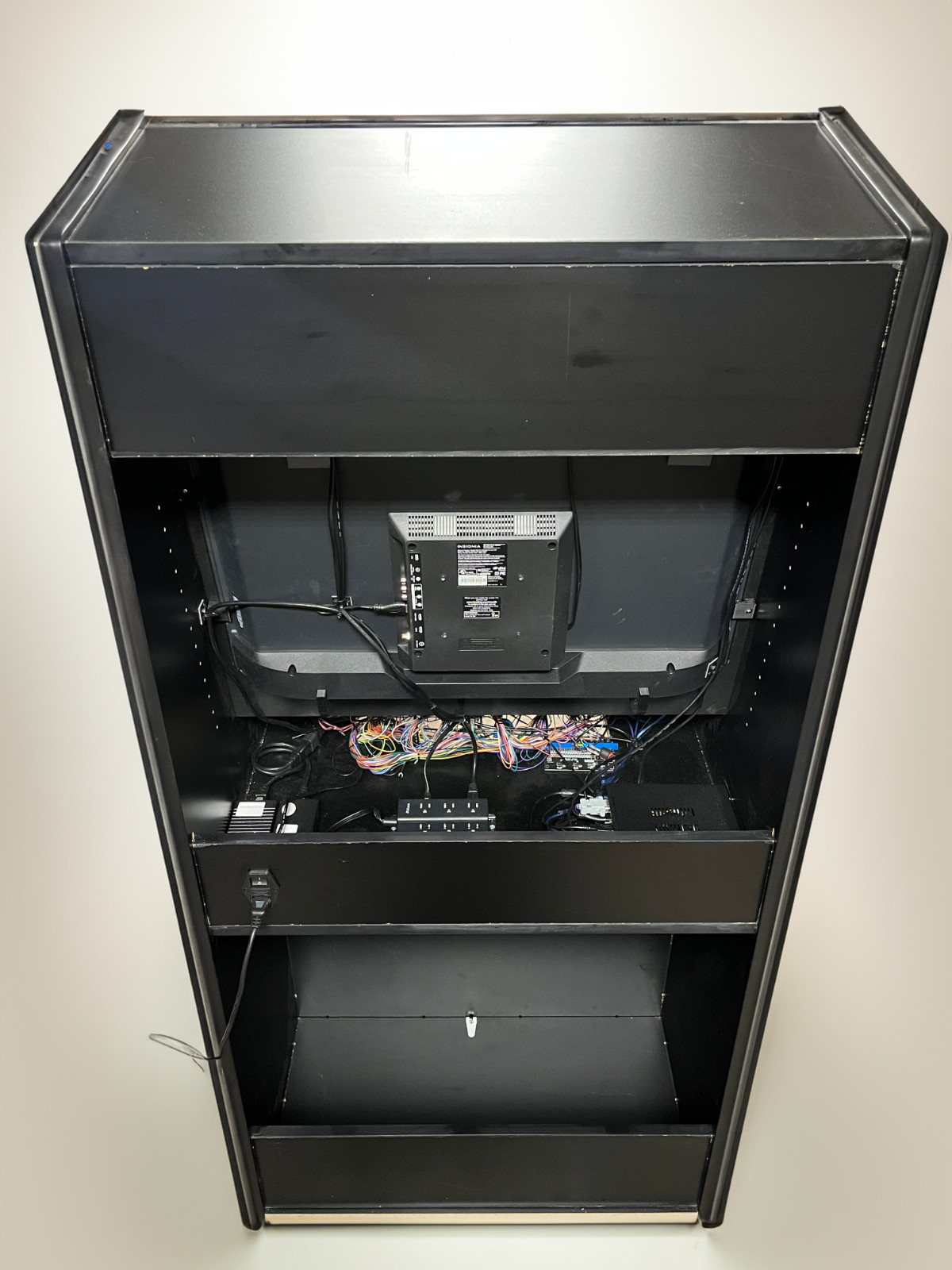 Experience Classic Gaming with a Modern Twist: Two Player Arcade 10,000 Games