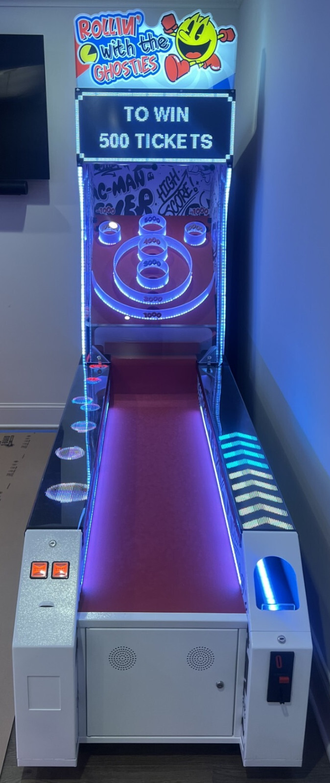 PAC MAN ROLLING with the GHOSTS SKEEBALL BOWLING Arcade Machine by BANDAI