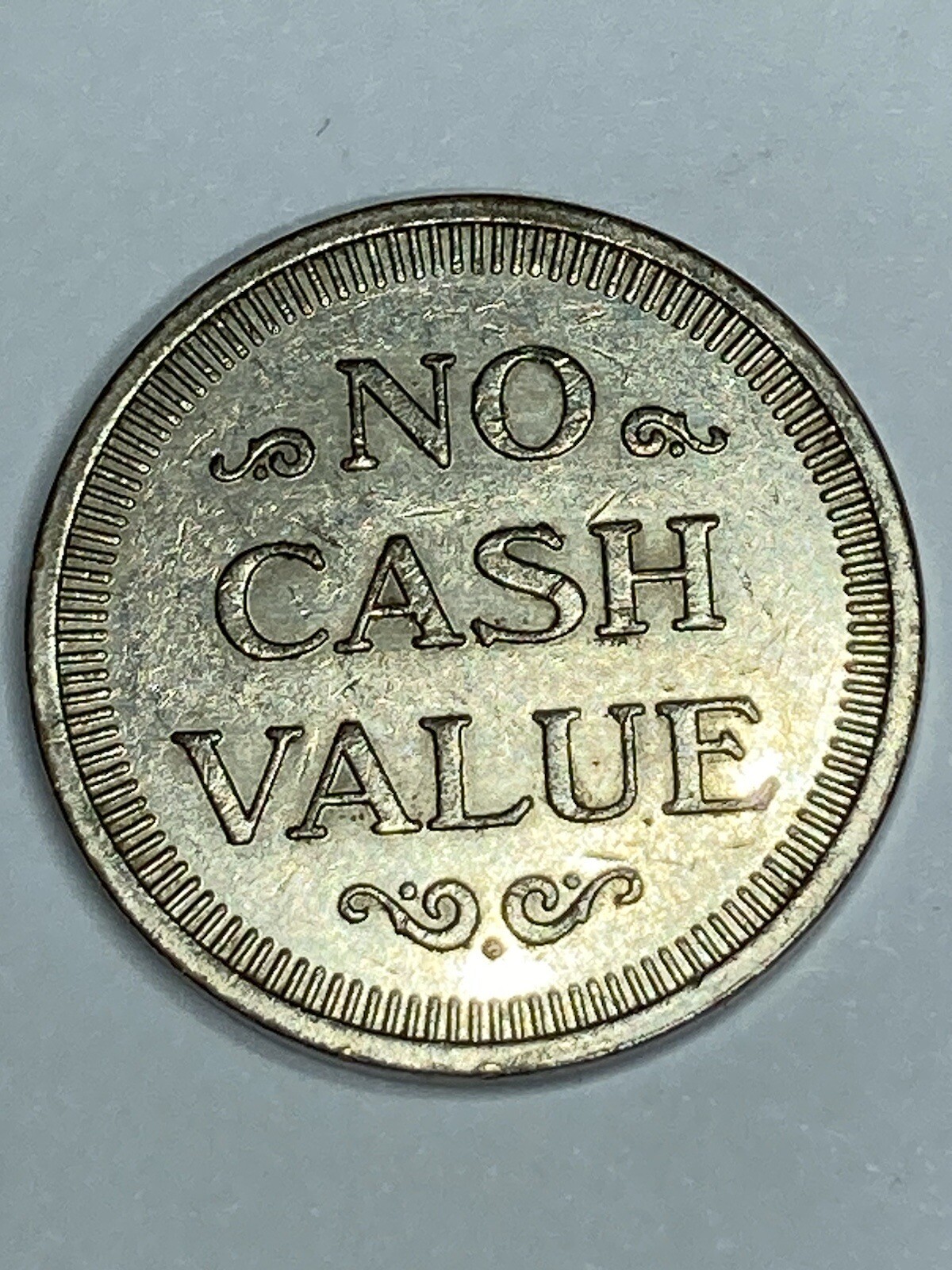 RARE FUTUREWORLD ARCADE TOKEN SMART DEFUNCT #qz1