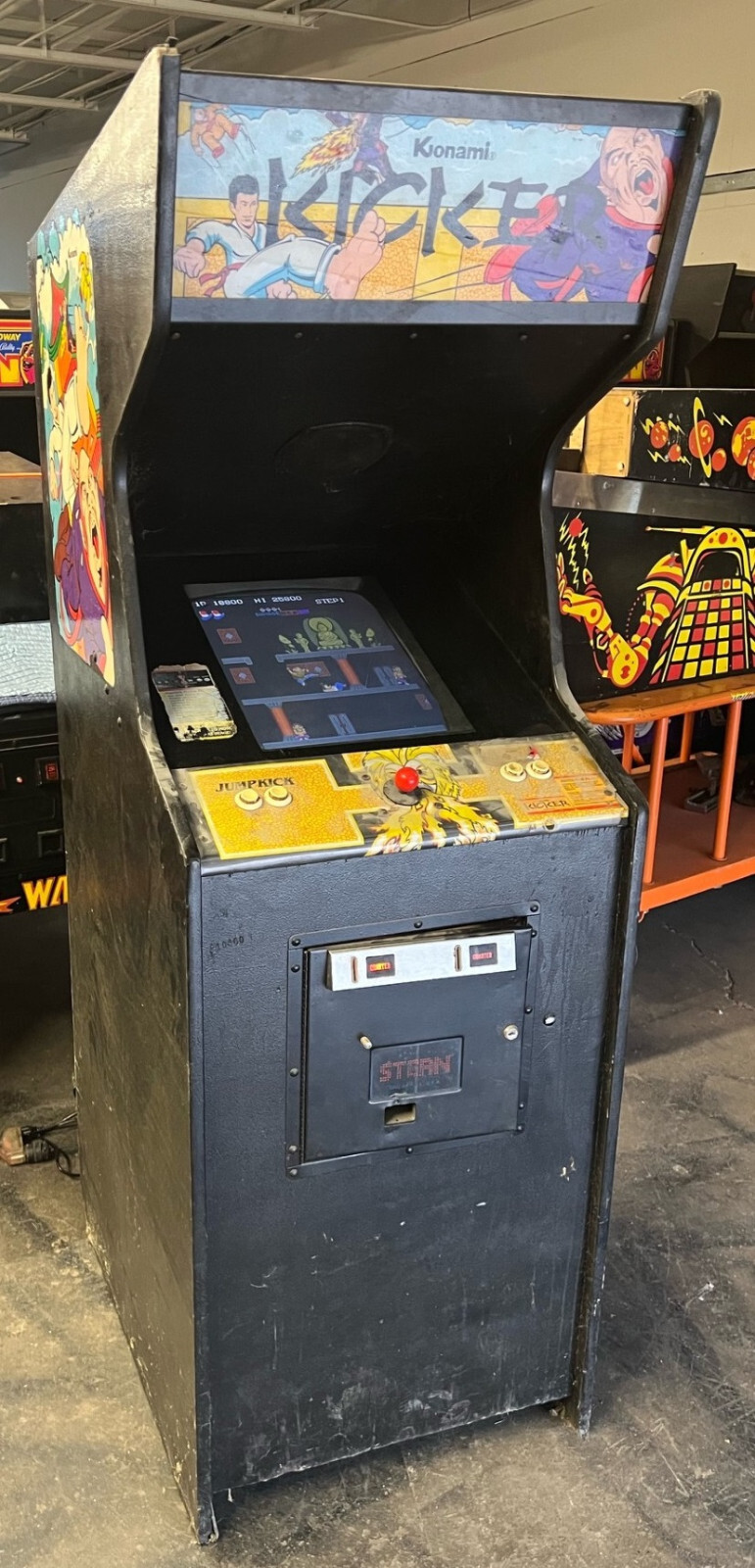 KICKER ARCADE MACHINE by KONAMI 1985 (Excellent Condition)*RARE*