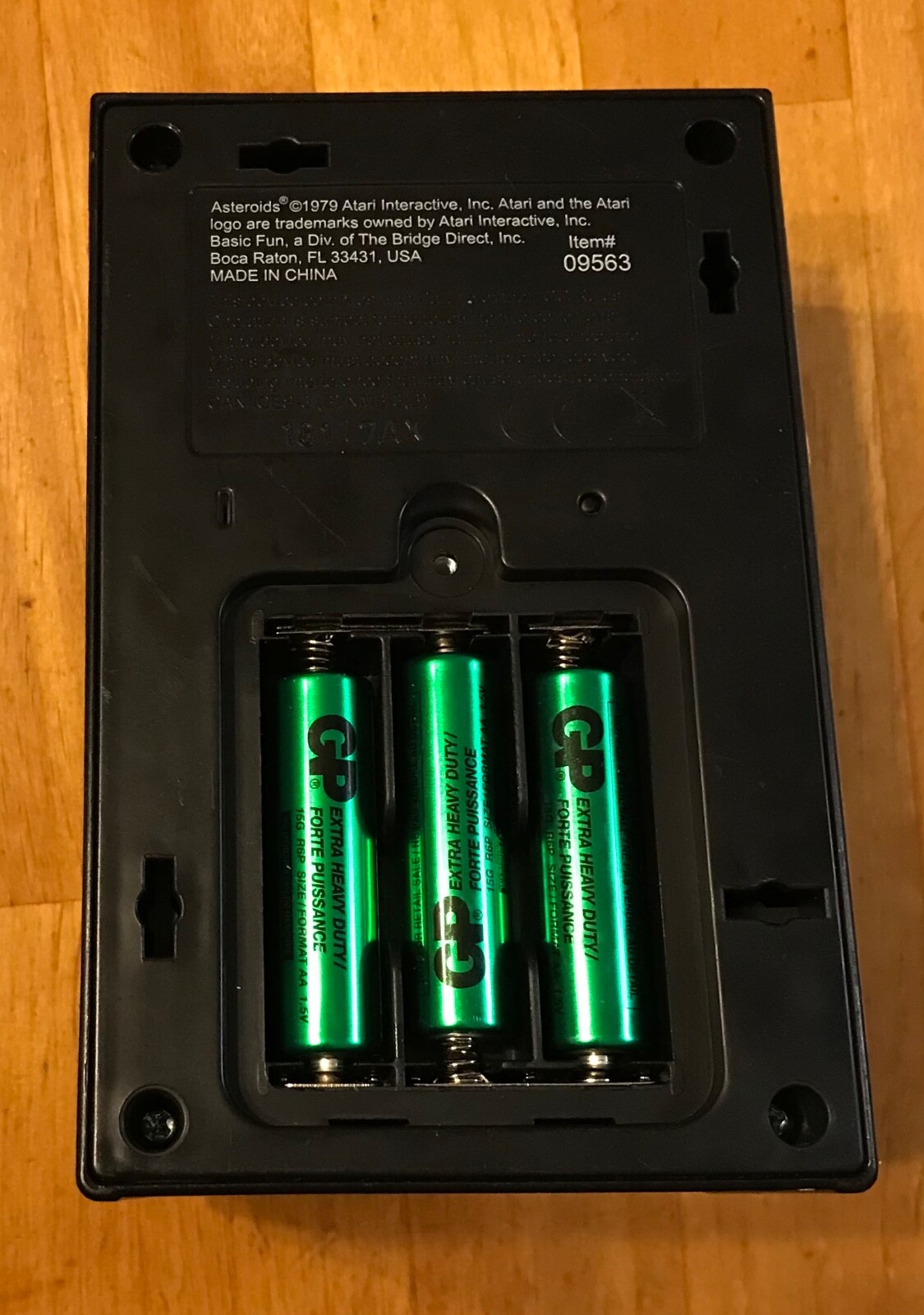Vintage, Astroids Mini Arcade Game by Atari. Functions correctly.