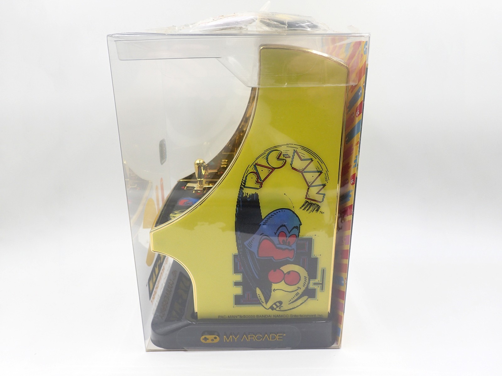 Unopened Retro Arcade PAC-MAN 40TH ANNIVERSARY Golden dreamGEAR w/tin badge