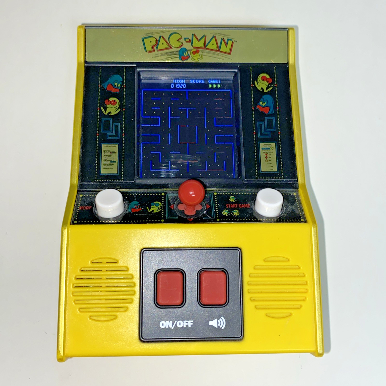 2020 Gold Label Pac-Man Mini Arcade Video Game Bandai Namco #09530 Works Great