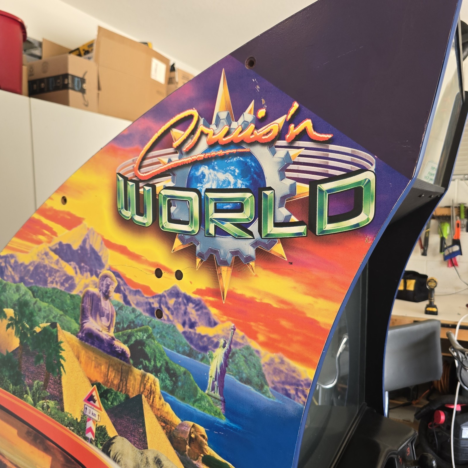 Midway Cruis’n World Sit-Down Driving Arcade Machine Cabinet Original 1996
