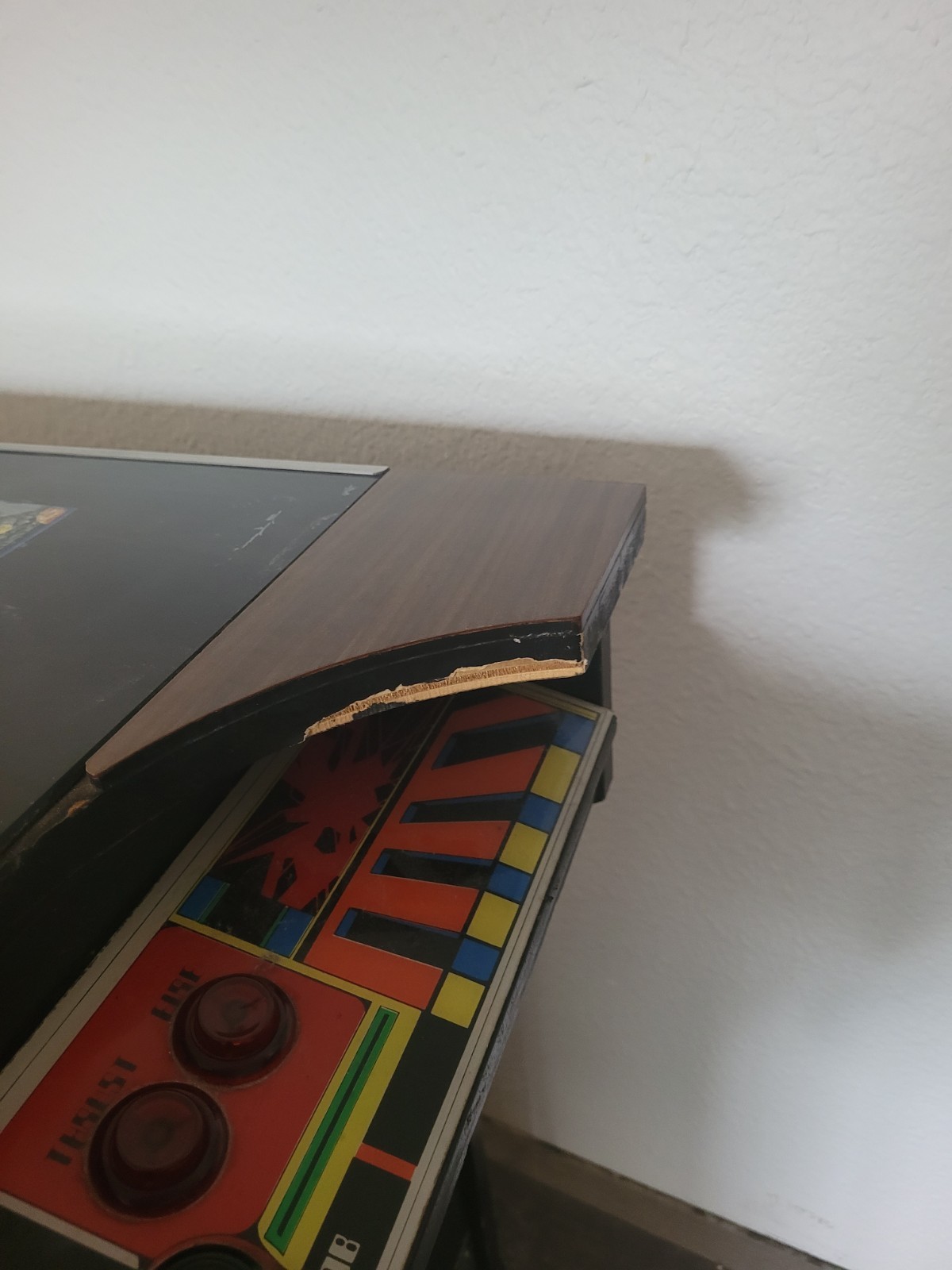 DEFENDER Cocktail Table ARCADE MACHINE by WILLIAMS 1981 (Excellent Condition)