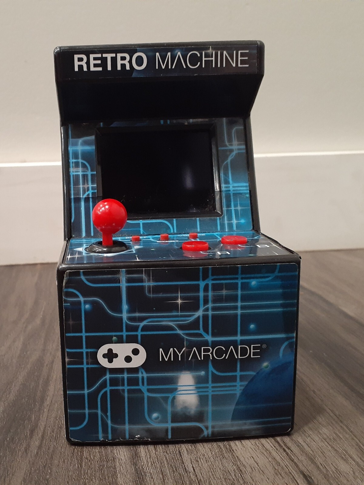 My Arcade DGUN-2577 Retro Machine Mini Video Game Arcade Cabinet With Batteries