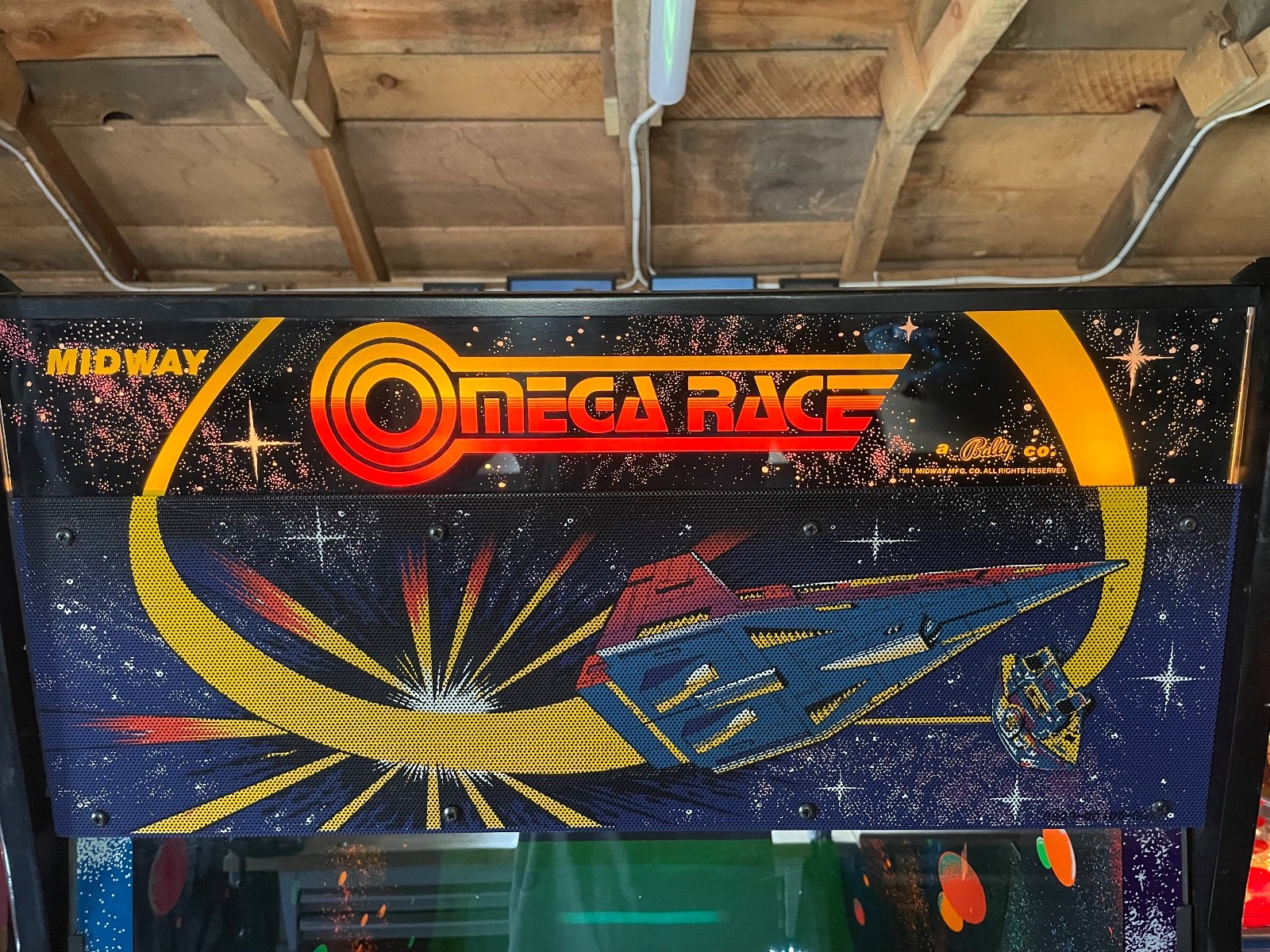 Midway Omega Race Video Arcade Game Machine Black and White X-Y Monitor