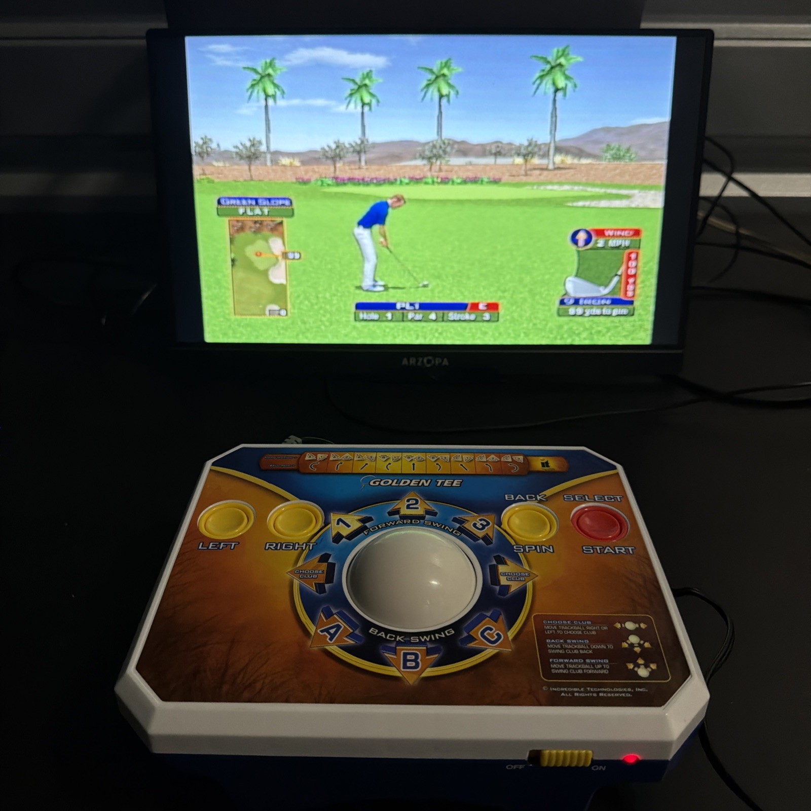 Golden Tee Golf Plug & Play Home TV Game Edition 2011 Jakks Pacific **Working