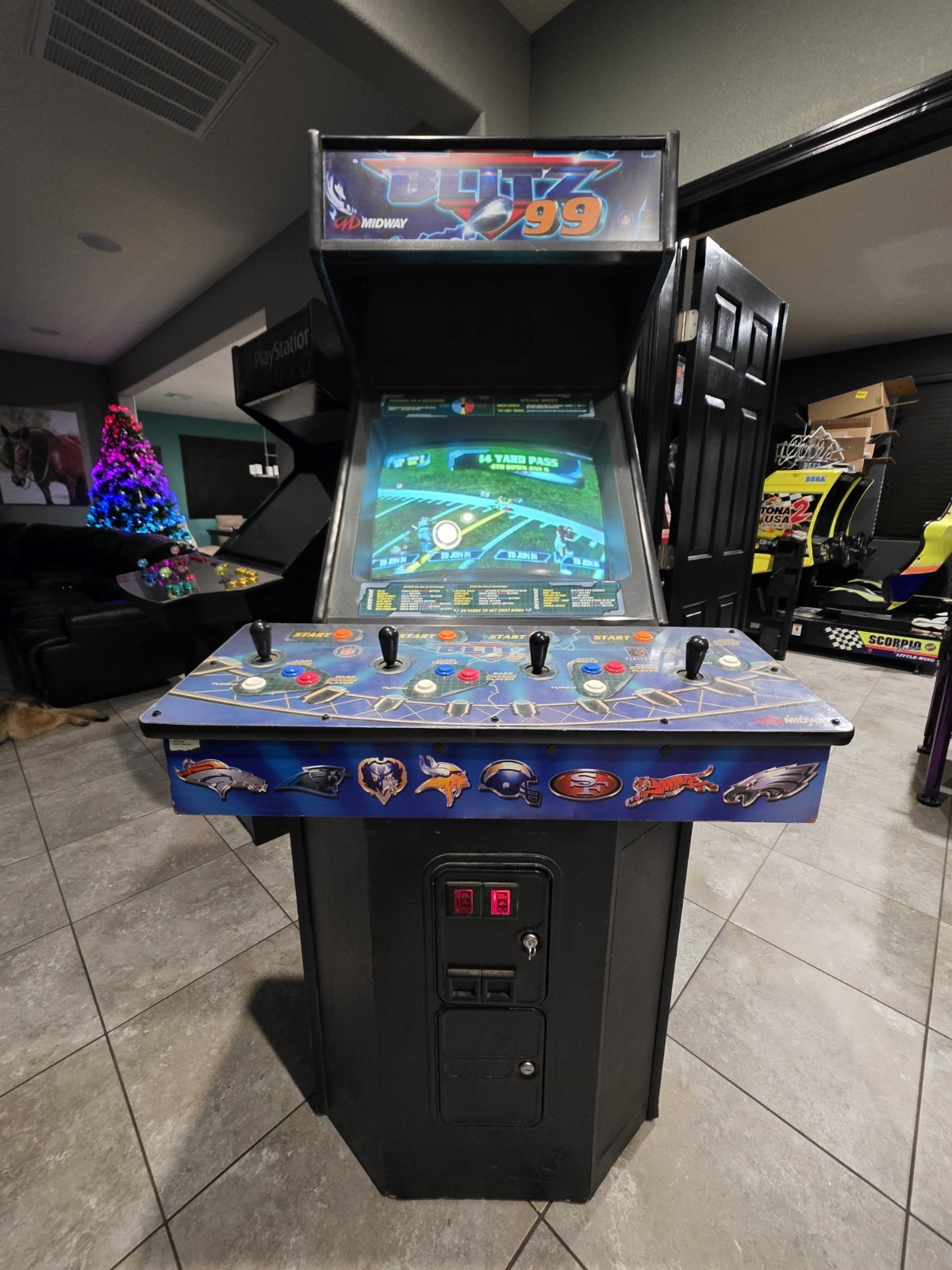 NFL Blitz 99 4 PLAYER ARCADE