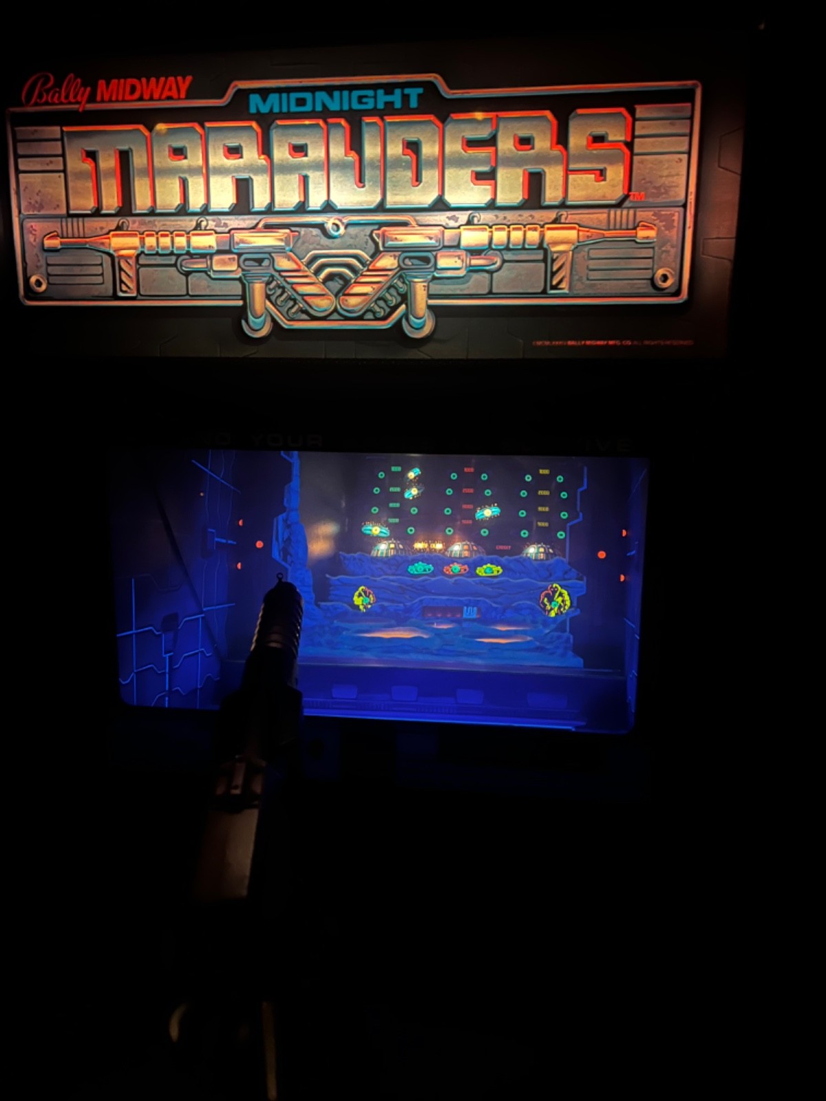 MIDNIGHT MARAUDERS ARCADE MACHINE by BALLY 1984 (Excellent Condition) *RARE*