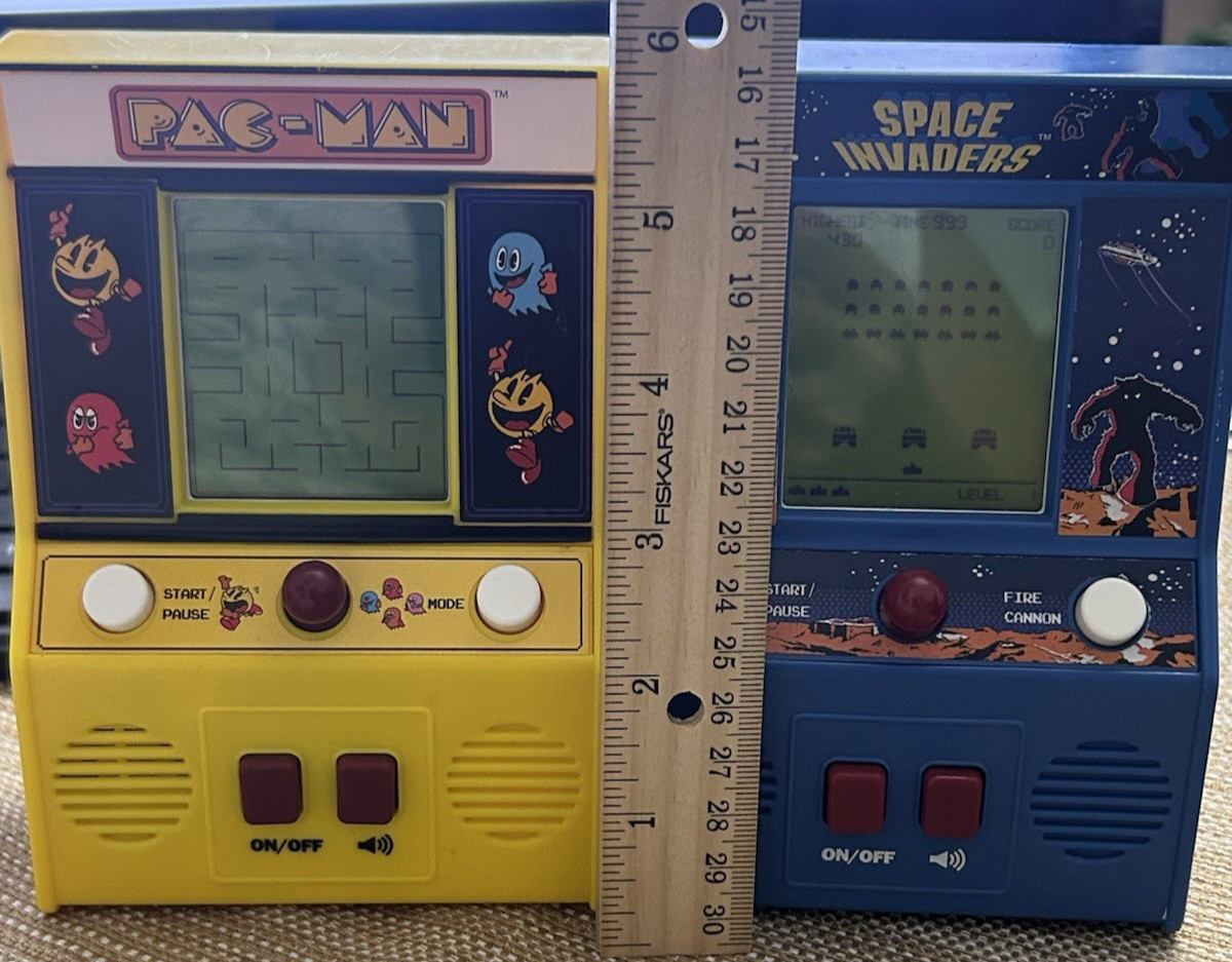 Pac-Man and Space Invaders Handheld Retro Mini Arcade Machines Tested BUNDLE