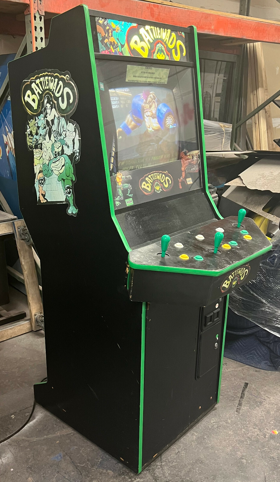 BATTLETOADS ARCADE MACHINE by RARE COIN GAMES INC 1994