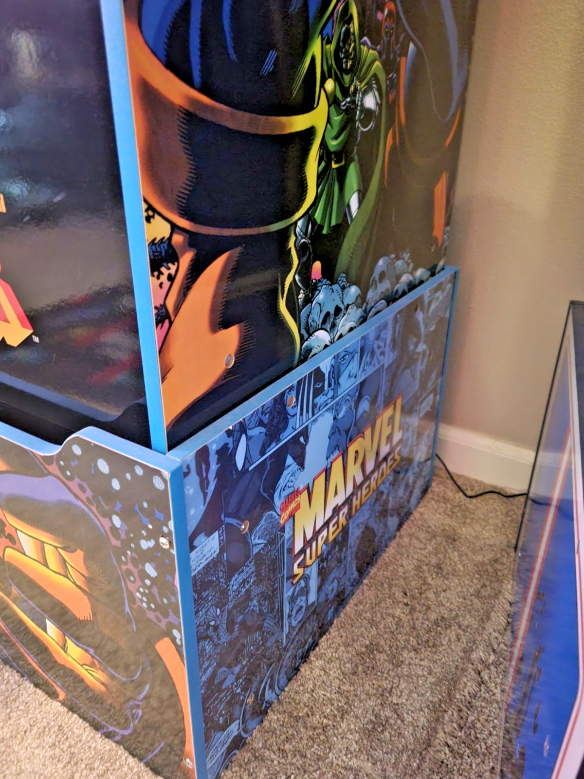 ARCADE1UP MARVEL SUPERHEROES 3-IN-1 CAB W/RISER & LIT “INFINITY STONE” BUTTONS