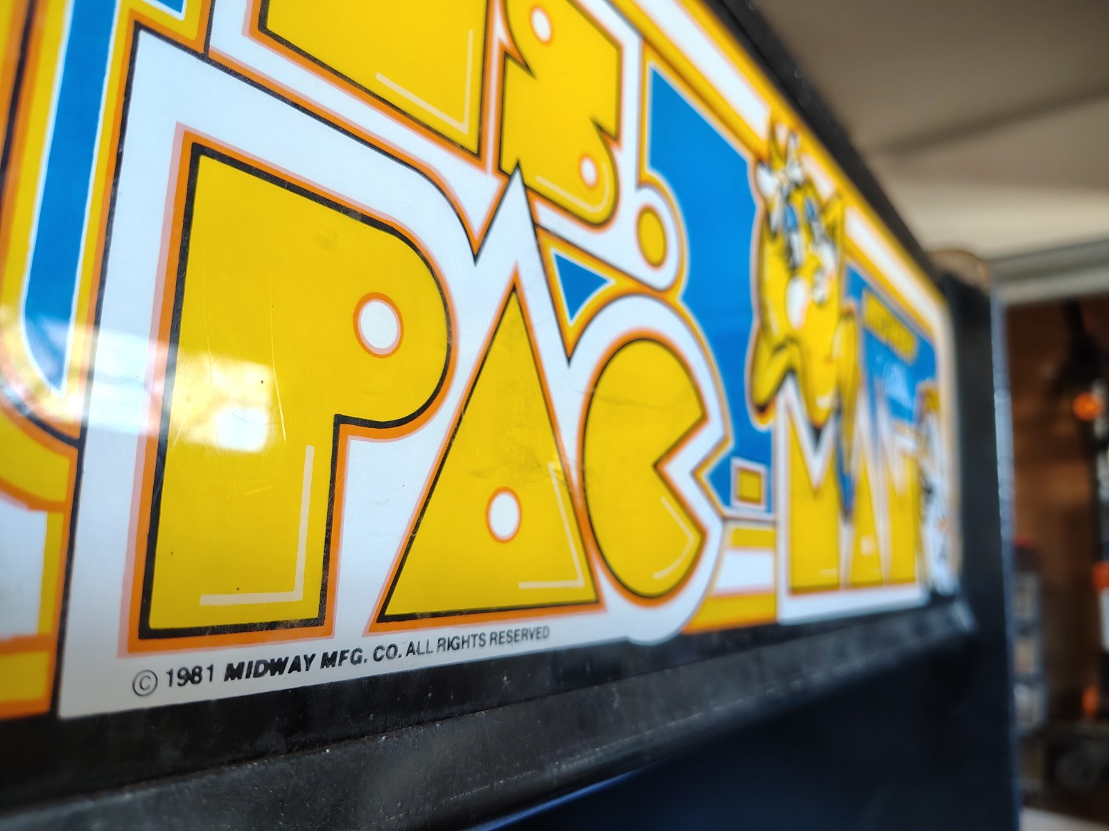 1981 Ms. Pac Man Arcade Machine Upright, Full Cabinet, working condition