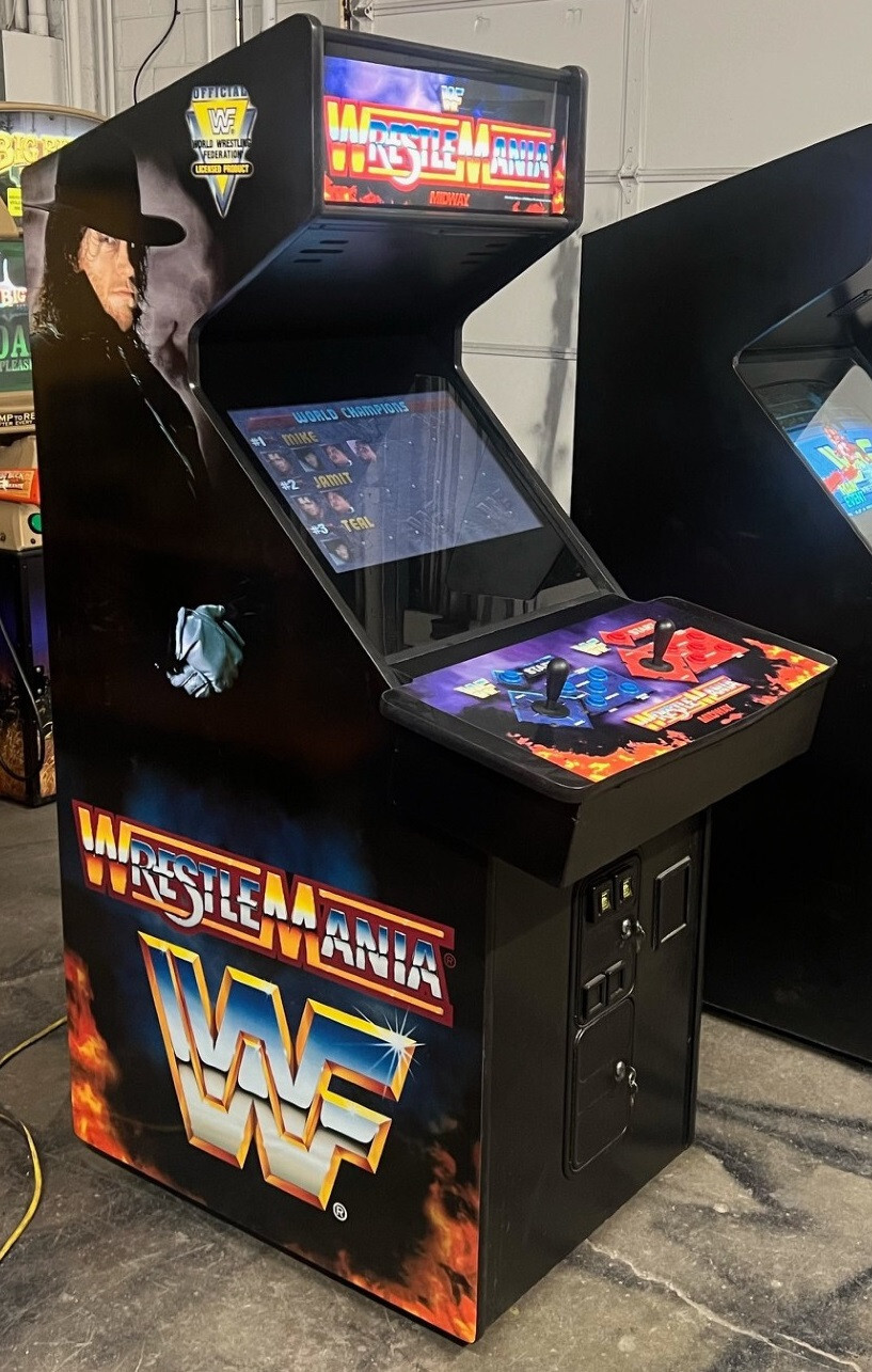 WRESTLEMANIA ARCADE MACHINE by MIDWAY 1995 (Excellent Condition)