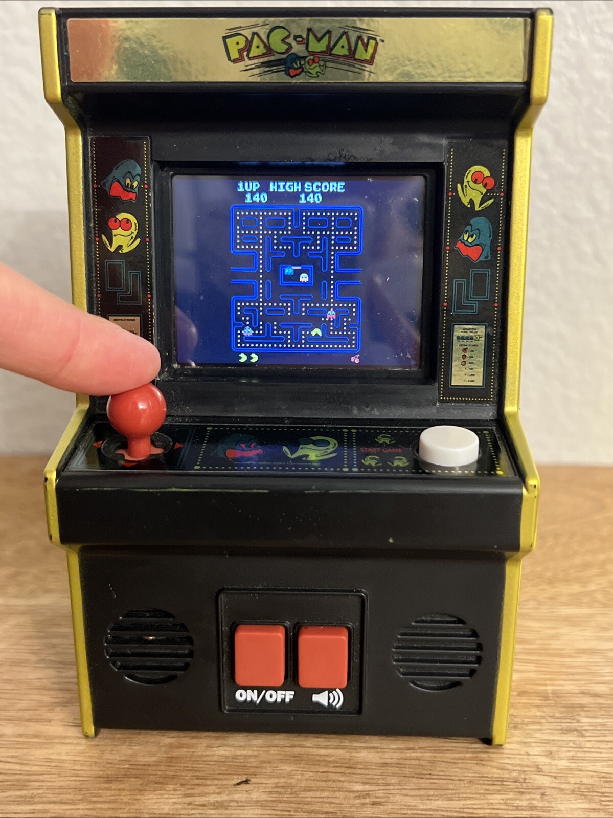 Pac Man Video Game Mini Arcade Machine Bandai Plastic Toy 2020