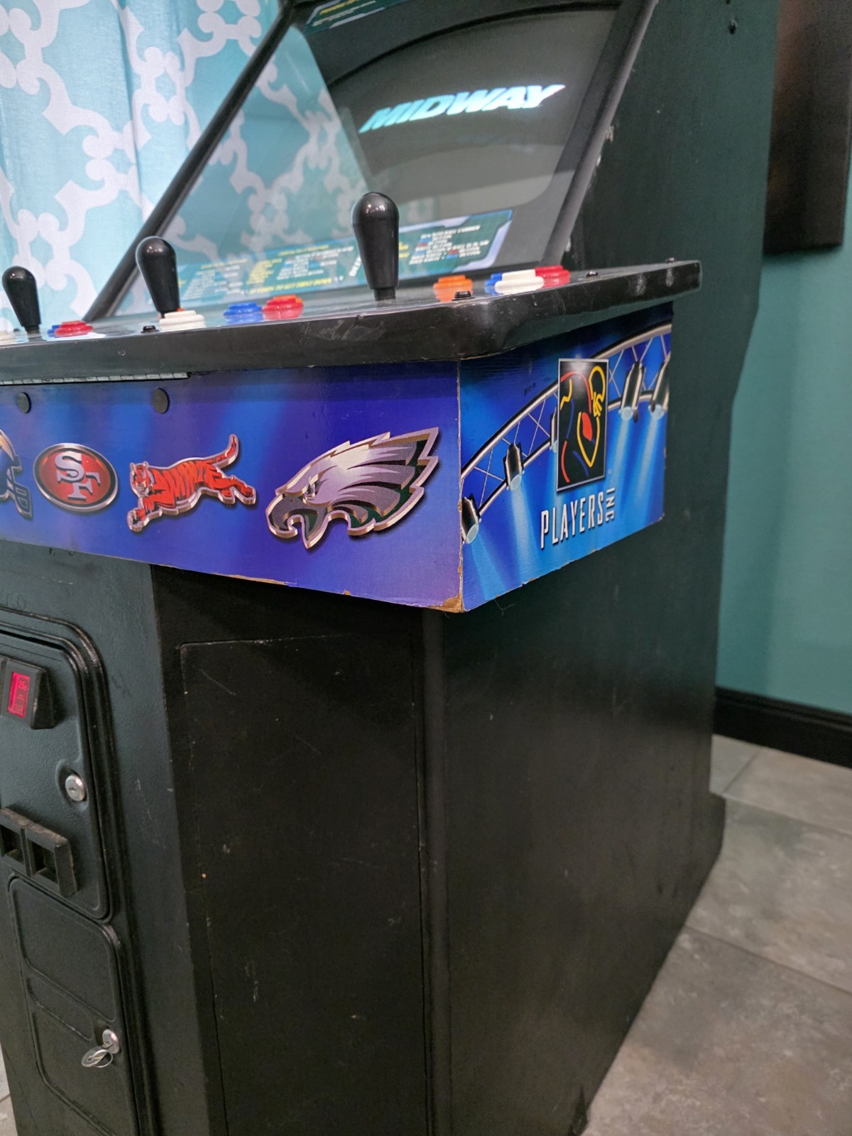 NFL Blitz 99 4 PLAYER ARCADE