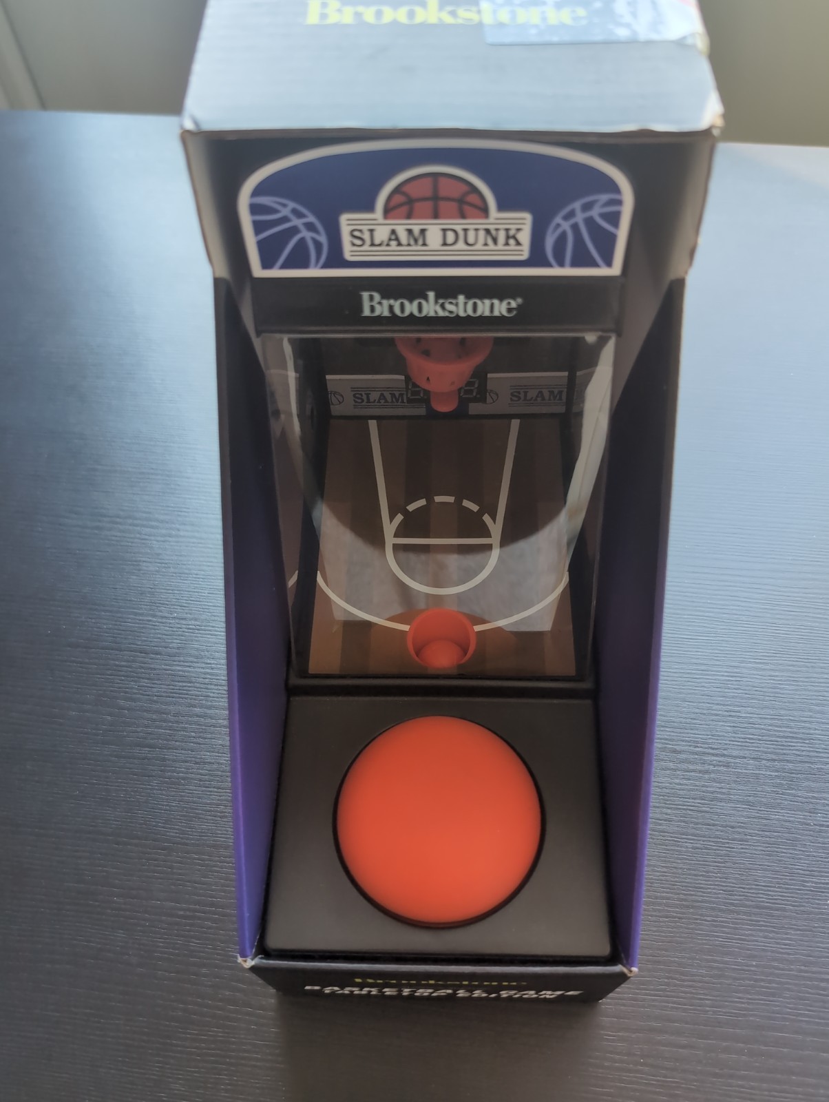 Brookstone Slam Dunk Tabletop Basketball Game Digital Scoreboard New Sealed