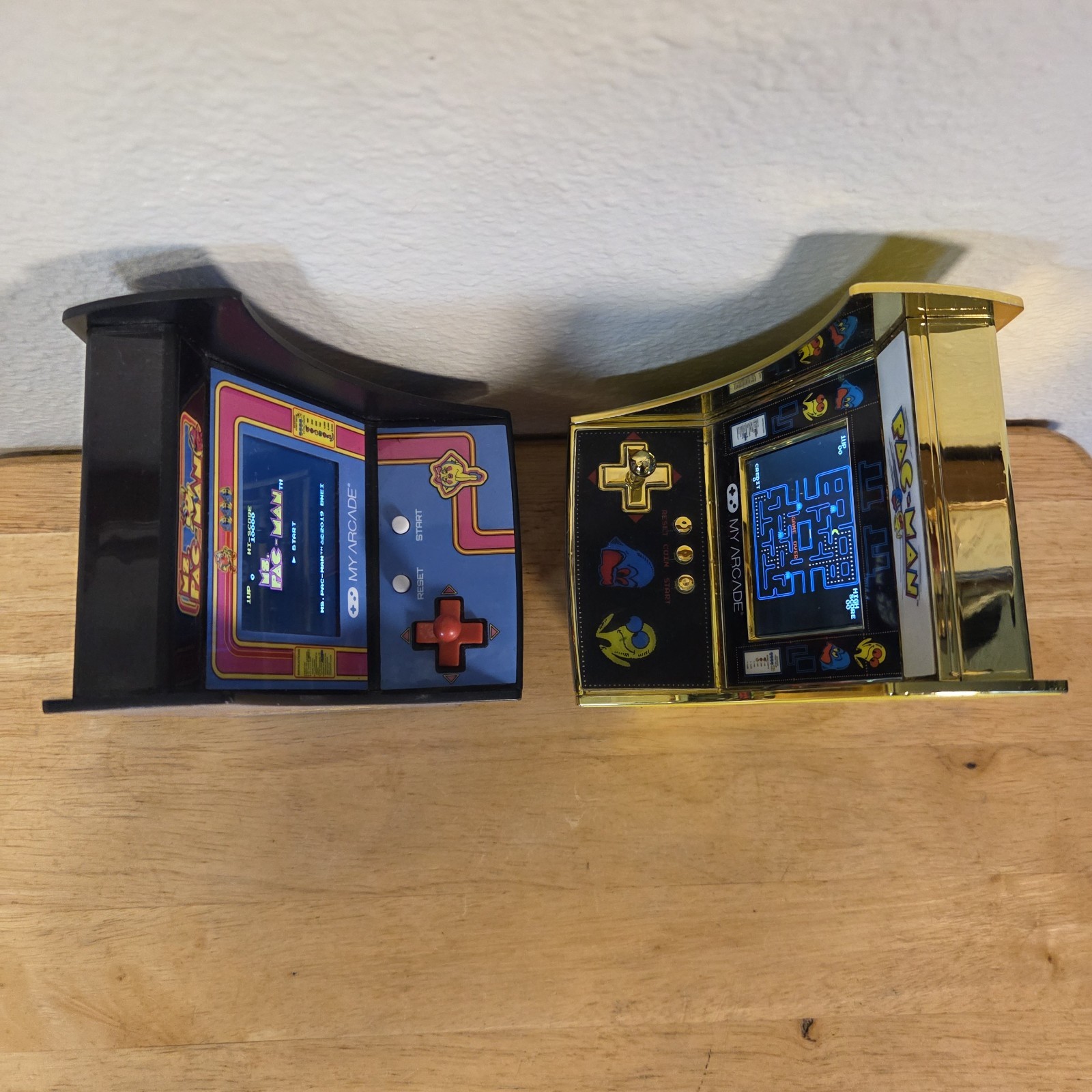 My Arcade Pac-Man 40th Anniversary Gold Edition & Ms Pac Man Mini Arcade Cabinet