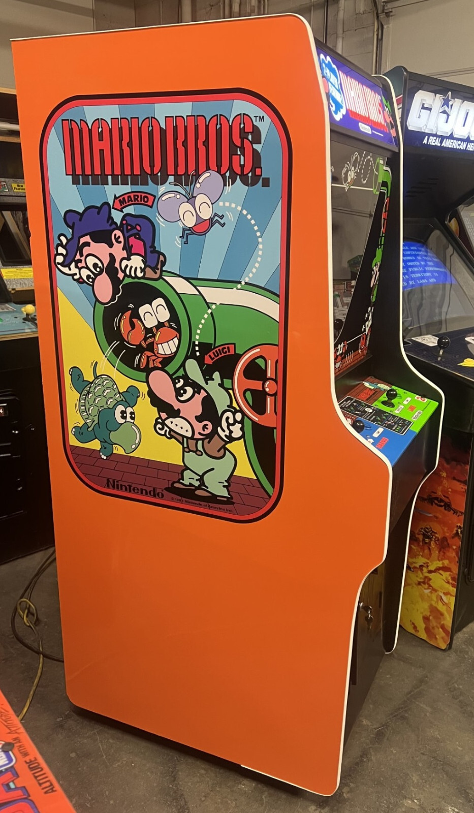 MARIO BROS ARCADE MACHINE by NINTENDO 1983 (Excellent Condition) *RARE*