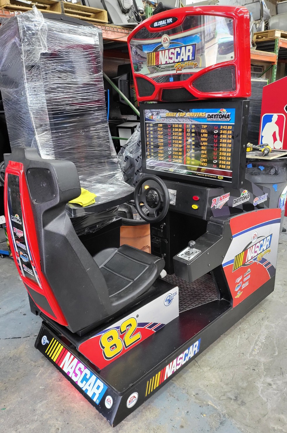 Global VR NASCAR RACING Sit Down Arcade Driving Video Game Machine 32″ LCD (#1)