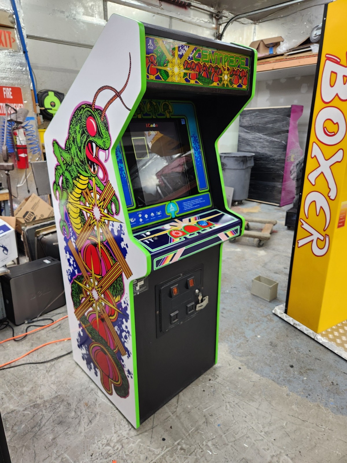 CENTIPEDE Stand Up Full Size Arcade Machine Classic Video Game 9 Games in 1 (#2)