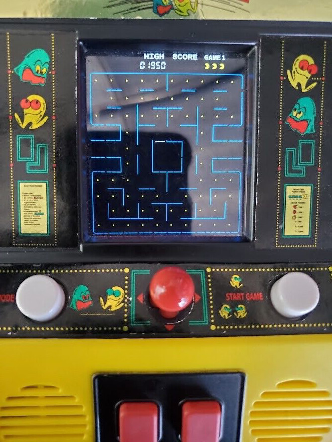 2020 Gold Label Pac-Man Mini Arcade Classic Video Game Bandai Namco #09530
