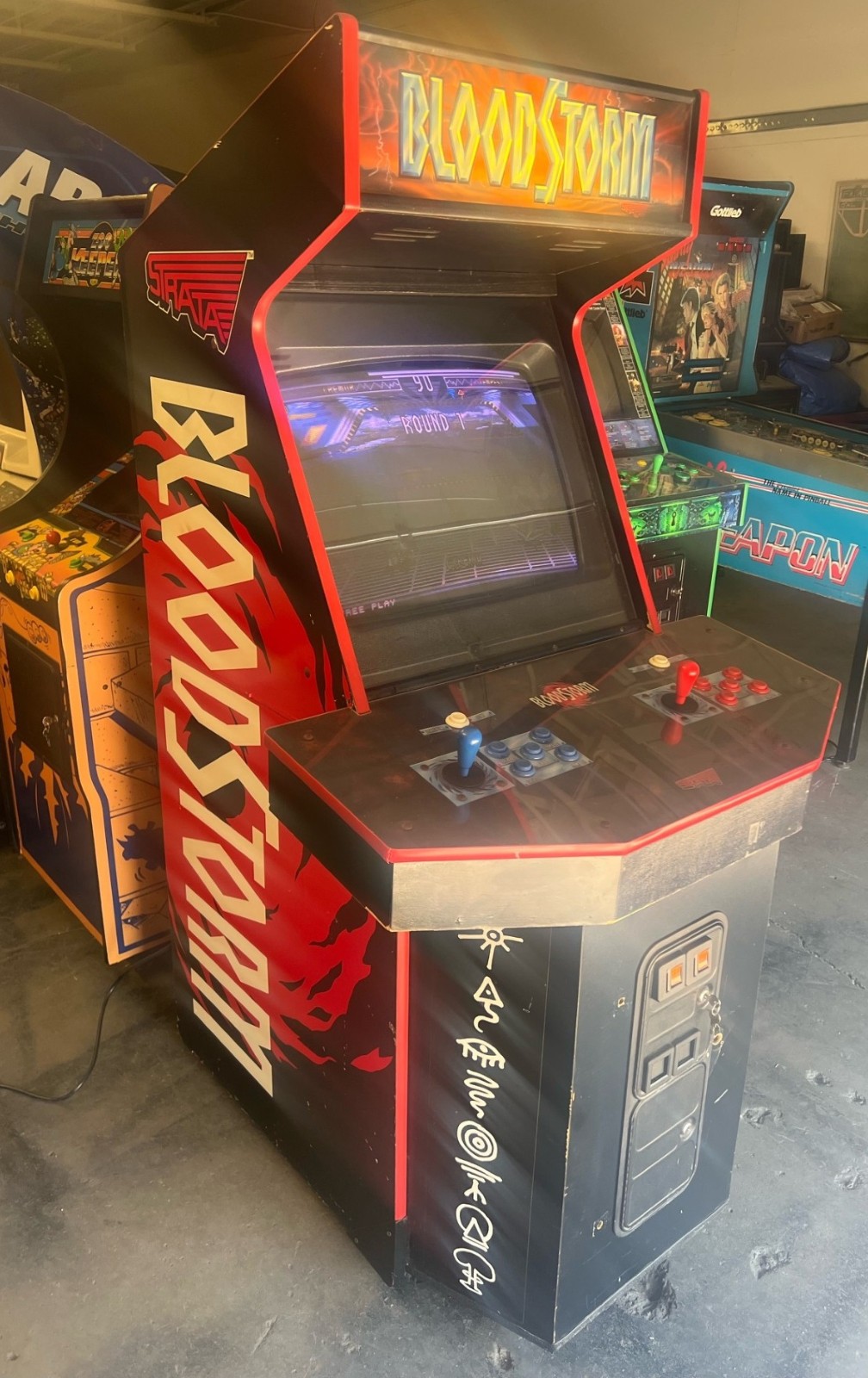 BLOODSTORM ARCADE MACHINE by STRATA 1994 (Excellent Condition)