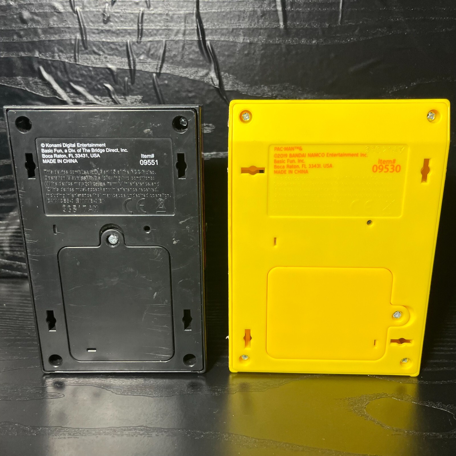 Mini Arcades – Pac-Man (Bandai Namco, 2019) & Frogger (Konami) *Tested*