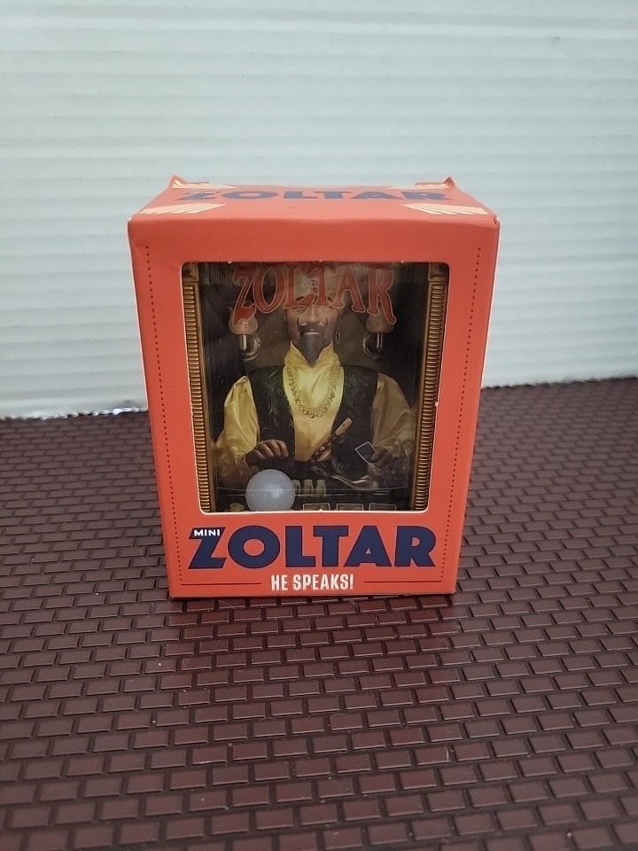 Mini Zoltar Fortune Teller Speaks Lights Crystal Ball Running Press New in Box