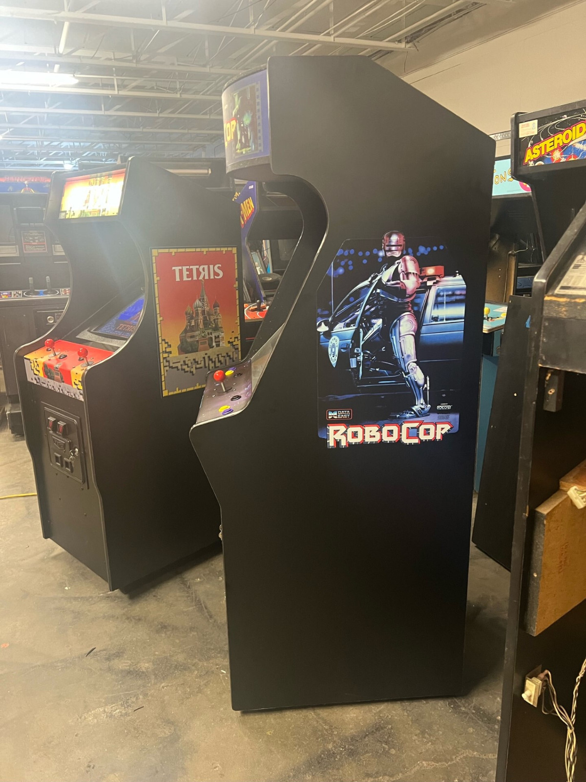 ROBOCOP ARCADE MACHINE by DATAEAST 1988 (Excellent Condition) *RARE*