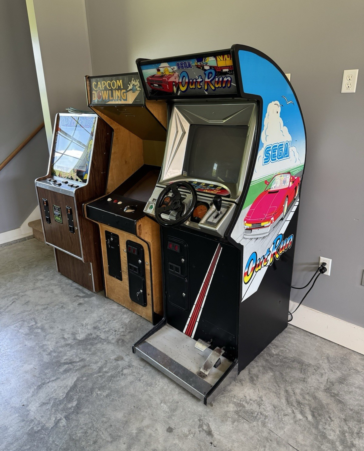 SEGA Out Run Original Upright Driving Arcade Racing Cabinet