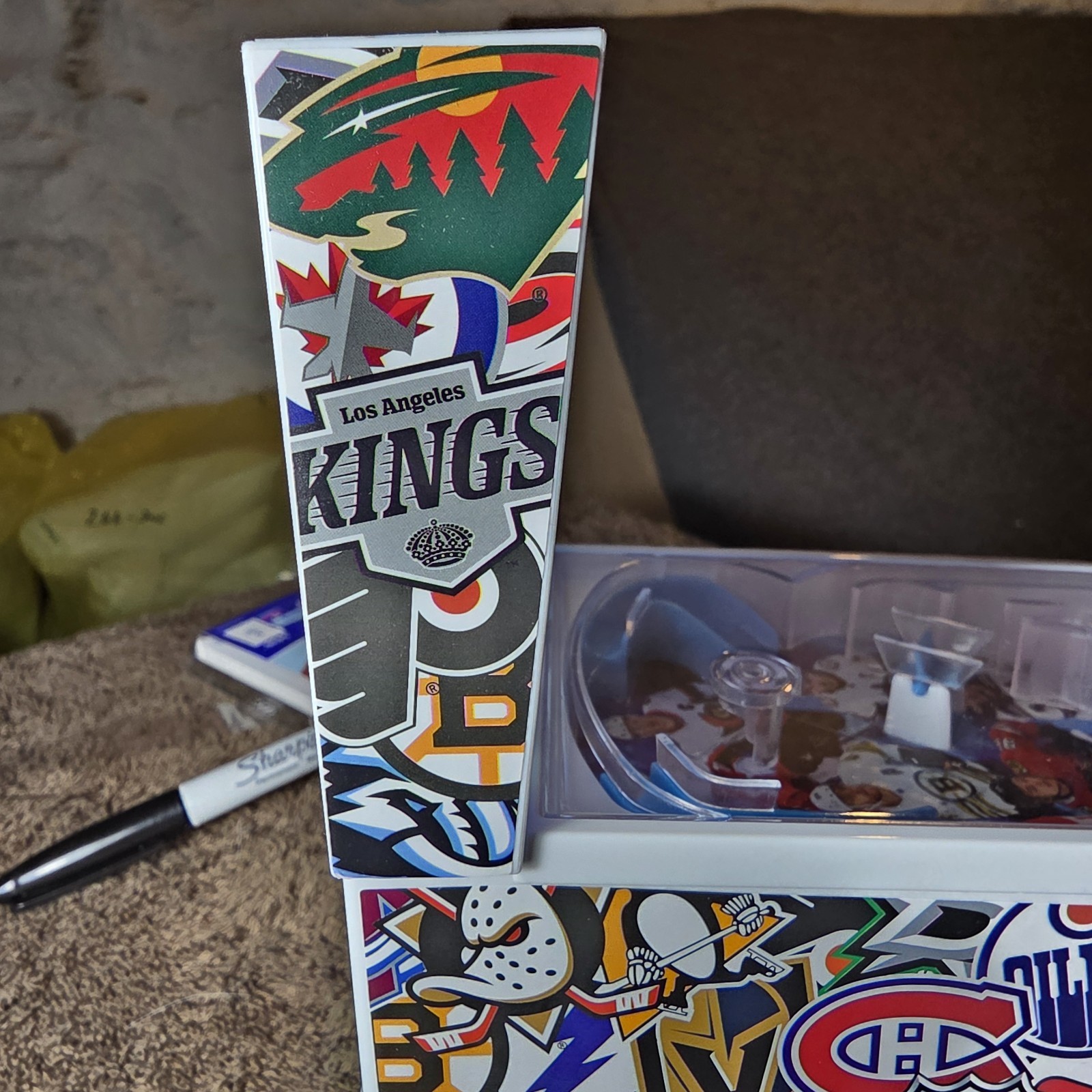 Merchant Ambassador NHL Hockey Mini Arcade Pinball Electronic Tabletop Toy Game