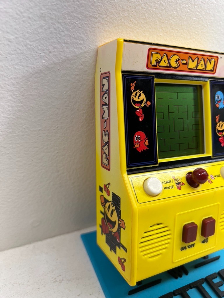Pac-Man Mini Arcade Game 6″ Handheld Machine Basic Fun Battery Operated *Tested*