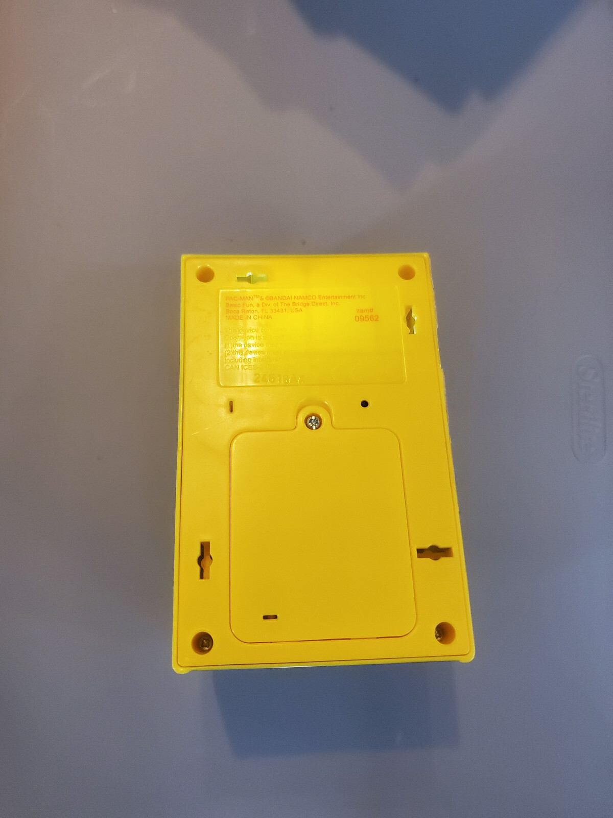 Bandai/Namco Pac-man Handheld Mini Arcade Retro Pacman Video Game Machine Toy