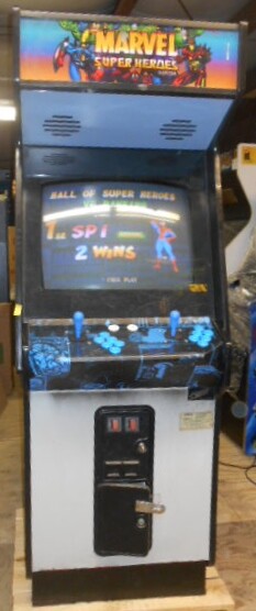 MARVEL SUPER HEROES ARCADE MACHINE by CAPCOM 1995 (Excellent Condition)*RARE*