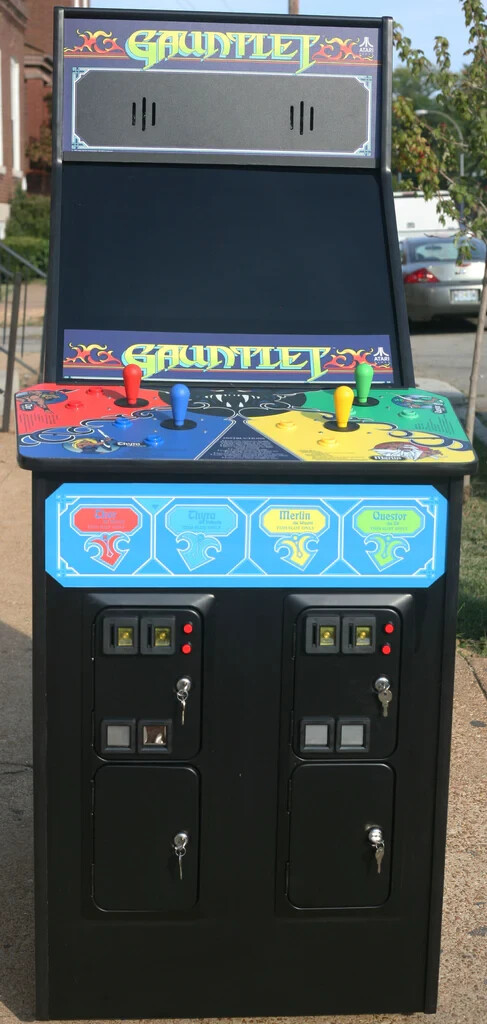 GAUNTLET ARCADE-HEAVY DUTY, COIN OPERATED, COMMERCIAL GRADE, LCD MONITOR, SHARP