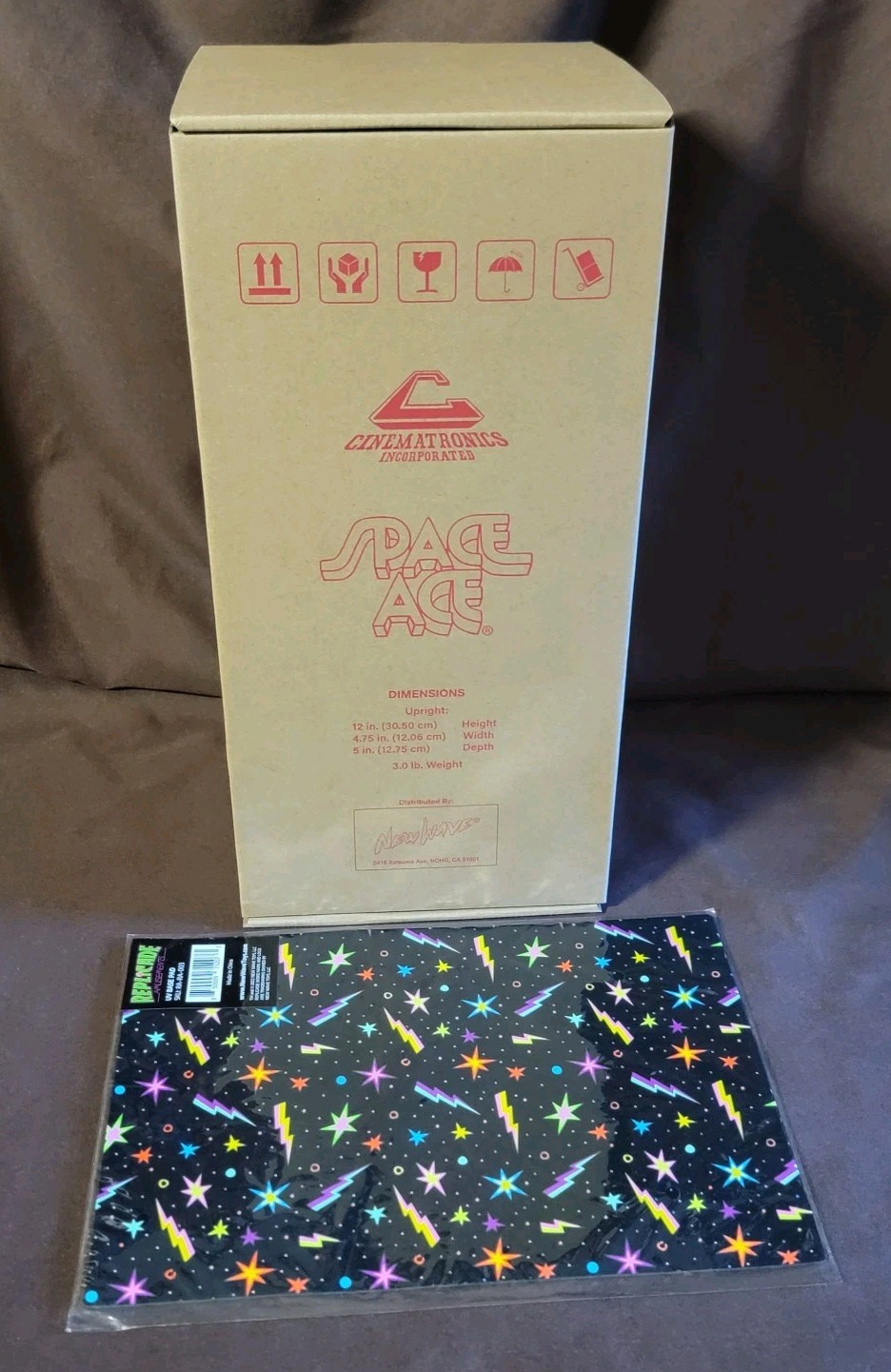 New Wave Toys Space Ace X Replicade RED Edition Arcade 1/6 W/ UV Pad RA-DL-006